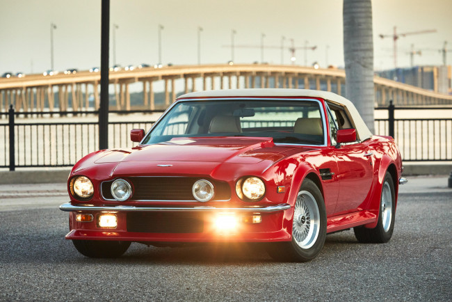 Обои картинки фото автомобили, aston martin, aston-martin