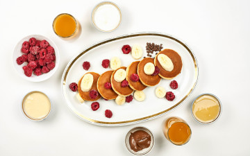 обоя еда, блины,  оладьи, блюдо, оладьи, малина, крем, мед, сметана