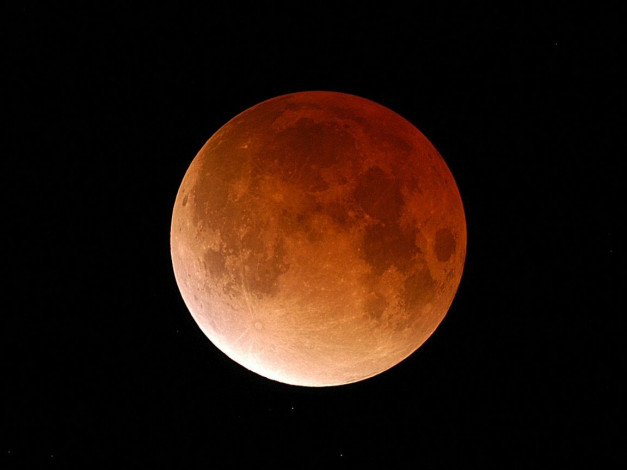 Обои картинки фото луна, при, закате, солнца, космос