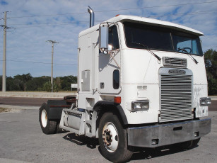 Картинка автомобили freightliner