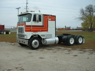 Картинка автомобили international