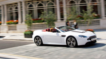 Картинка aston martin v12 vantage автомобили