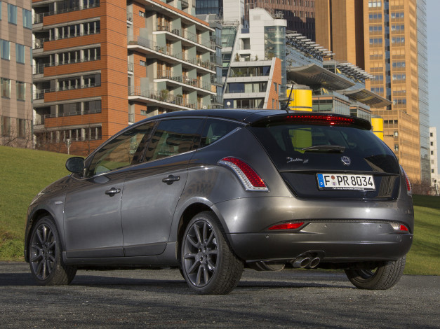 Обои картинки фото автомобили, lancia, delta, momodesign, 844, 2013, синий