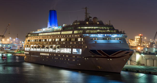 Обои картинки фото p&o`s oriana, корабли, лайнеры, круиз, лайнер
