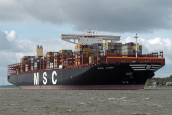 Картинка корабли грузовые+суда контейнеровоз