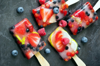 Картинка еда мороженое +десерты малина лед клубника лакомство