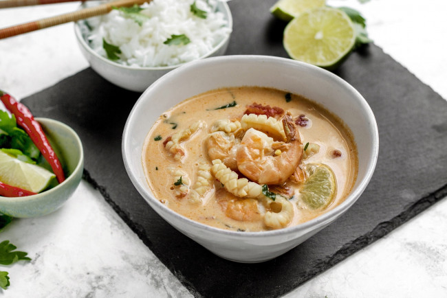 Обои картинки фото еда, первые блюда, лайм, креветка, рыбный, суп