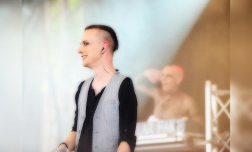 Картинка solar+fake музыка музыкант