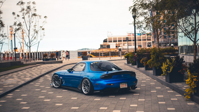 Обои картинки фото автомобили, mazda, rx-7