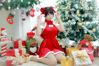 Картинка девушки -+азиатки праздник елка азиатка игрушки подарки ?????? ??????? ???????+?????? ??????+?????? ??????????????+?????? ?????+??????? ?????????+???+?????