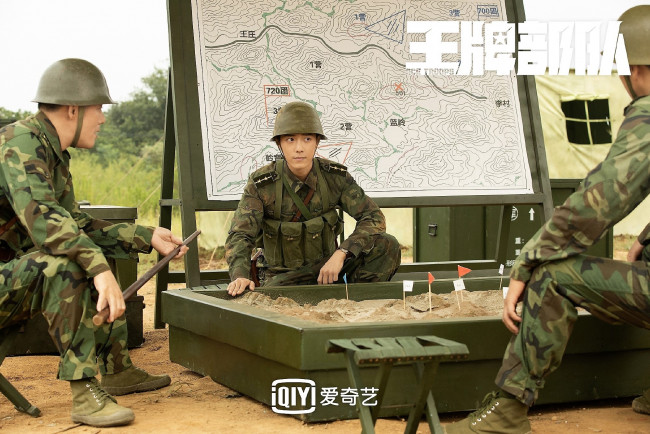 Обои картинки фото кино фильмы, ace troops, карта, схема, стратегия