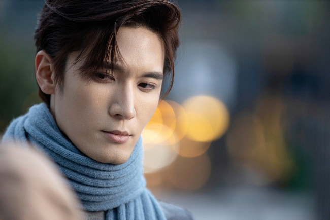 Обои картинки фото кино фильмы, i am the years,  you are the stars, мужчина, лицо, шарф