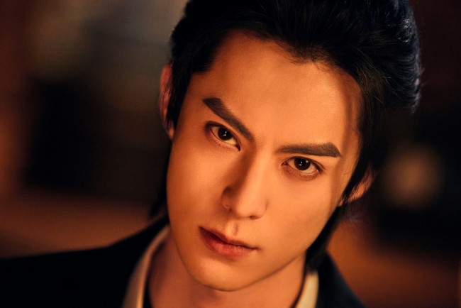 Обои картинки фото мужчины, wang hedi , dylan wang, актер, лицо, пиджак