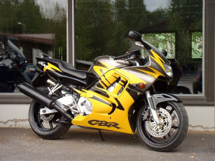 Картинка honda cbr 600 мотоциклы