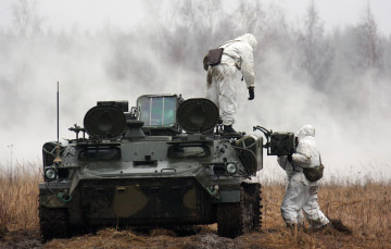 Картинка техника военная люди установка