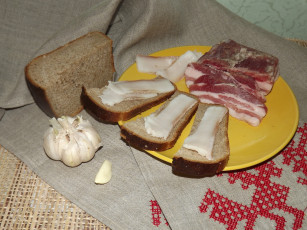 Картинка еда бутерброды +гамбургеры +канапе хлеб чеснок сало