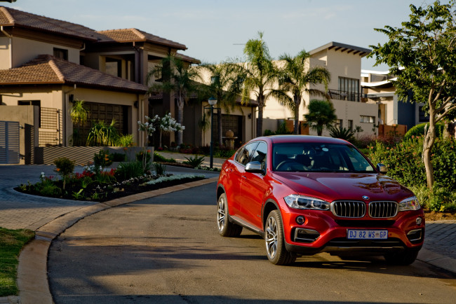 Обои картинки фото автомобили, bmw, x6, красный, 2015г, f16, za-spec, xdrive50i