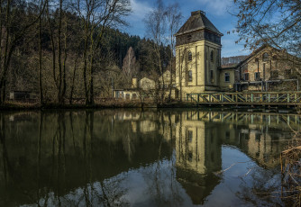 Картинка города -+дворцы +замки +крепости замок пруд парк