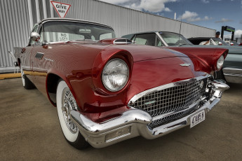 Картинка автомобили выставки+и+уличные+фото автошоу