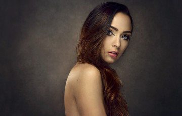 Картинка девушки -unsort+ лица +портреты портрет взгляд  девушка caitlin плечо