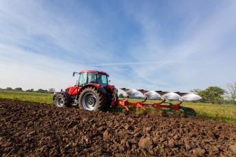 Картинка техника тракторы zetor forterra