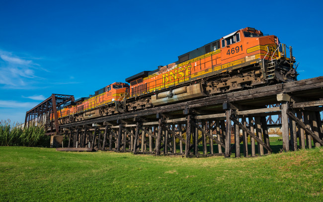 Обои картинки фото техника, поезда, локомотив, состав