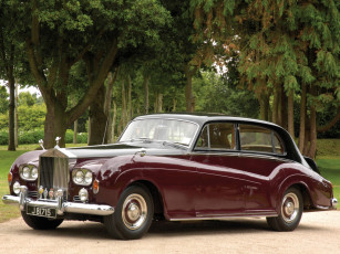 обоя rolls-royce silver cloud lwb saloon by james young 1962, автомобили, rolls-royce, silver, cloud, lwb, saloon, james, young, 1962