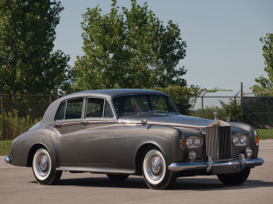 обоя rolls-royce silver cloud saloon 1962, автомобили, rolls-royce, cloud, silver, 1962, saloon