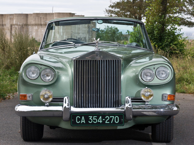 Обои картинки фото rolls-royce silver cloud mulliner park ward drophead coupe uk-spec 1966, автомобили, rolls-royce, ward, drophead, coupe, park, cloud, silver, mulliner, 1966, uk-spec