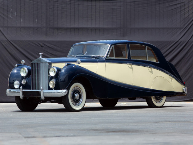 Обои картинки фото rolls-royce silver dawn by freestone & webb 1954, автомобили, rolls-royce, webb, silver, dawn, freestone, 1954
