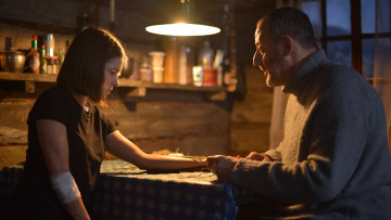 Картинка cold+blood+legacy+ 2019 кино+фильмы cold+blood+legacy триллер боевик кадры из фильма наследие застывшая кровь sarah lind jean reno