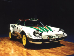 Картинка автомобили lancia