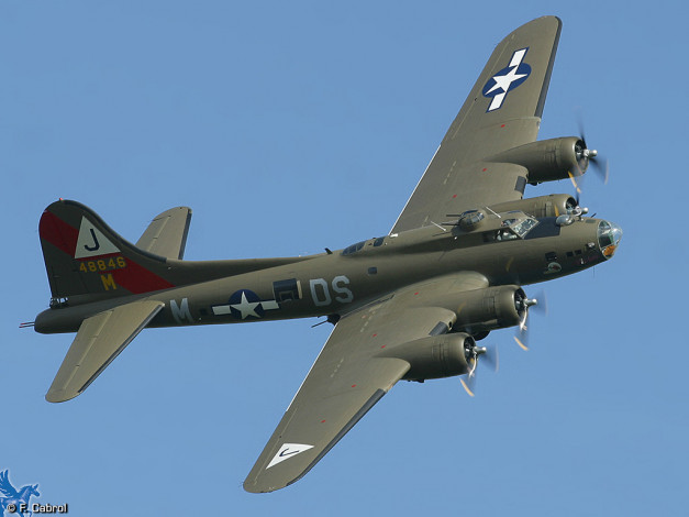 Обои картинки фото авиация, боевые, самолёты, boeing b-17 flying fortress