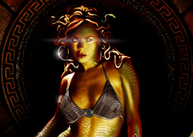 Обои картинки фото фэнтези, существа, медуза, горгона, чудовище, змеи, грудь, лицо, взгляд