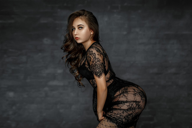 Обои картинки фото девушка, девушки, -unsort , брюнетки, темноволосые, модель