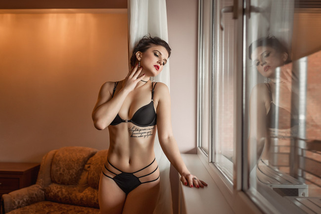 Обои картинки фото девушка, девушки, -unsort , брюнетки, темноволосые, модель