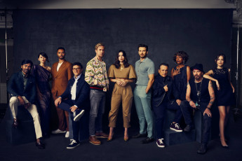 Картинка разное знаменитости серый человек премьера боевик триллер ryan gosling райан гослинг крис эванс ана де армас chris evans энтони руссо джо