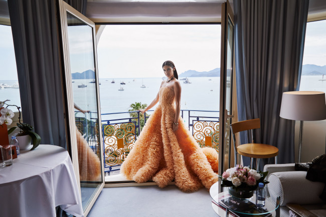 Обои картинки фото sara sampaio cannes film festival , 2019, девушки, sara sampaio, сара, сампаио, топ, модель, канны, кинофестиваль