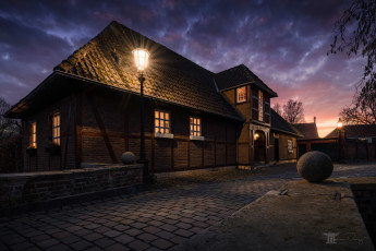 Картинка города -+здания +дома ночь