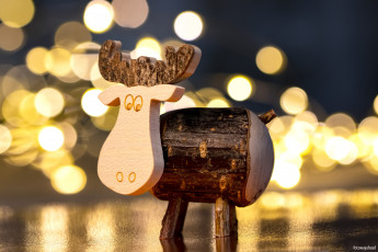 Картинка разное игрушки олень