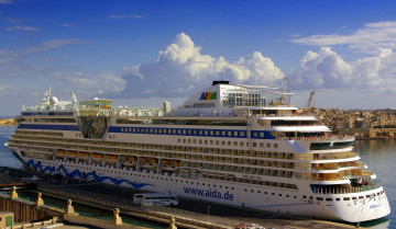 Картинка корабли лайнеры лайнер круиз