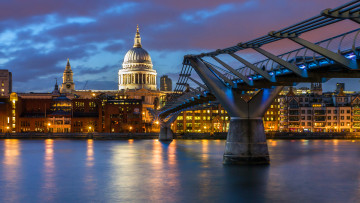 Картинка города лондон великобритания собор святого павла london millennium+bridge миллениум st+paul's+cathedral england англия great+britain город вечер подсветка освещение дома здания река thames темза огни вода отражение небо тучи