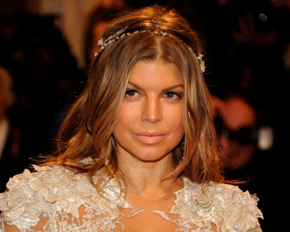 Обои картинки фото fergie, музыка, stacy, ferguson, рок, хип-хоп, сша, певица, актриса, поп, дизайнер