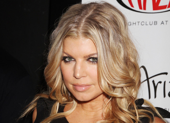 Обои картинки фото fergie, музыка, stacy, ferguson, певица, актриса, дизайнер, поп, рок, хип-хоп, сша