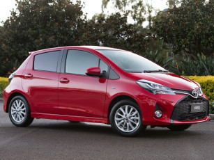 Картинка автомобили toyota красный 2014 au-spec 5-door yaris