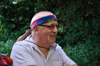 Картинка мужчины -+unsort улыбка очки лицо