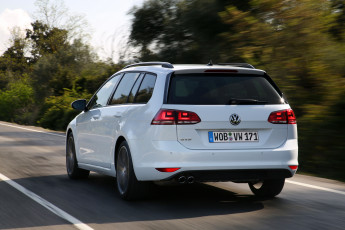Картинка автомобили volkswagen gtd светлый golf 2015г typ 5g variant