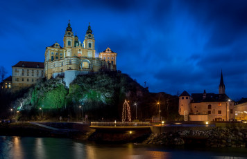 Картинка города -+католические+соборы +костелы +аббатства аббатство