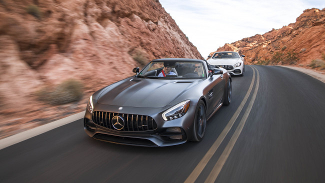 Обои картинки фото mercedes-benz amg-gt and gt-c roadsters 2018, автомобили, mercedes-benz, amg-gt, gt-c, roadsters, 2018