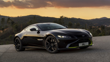 Картинка aston+martin+vantage+2019 автомобили aston+martin чёрный 2019 vantage aston martin